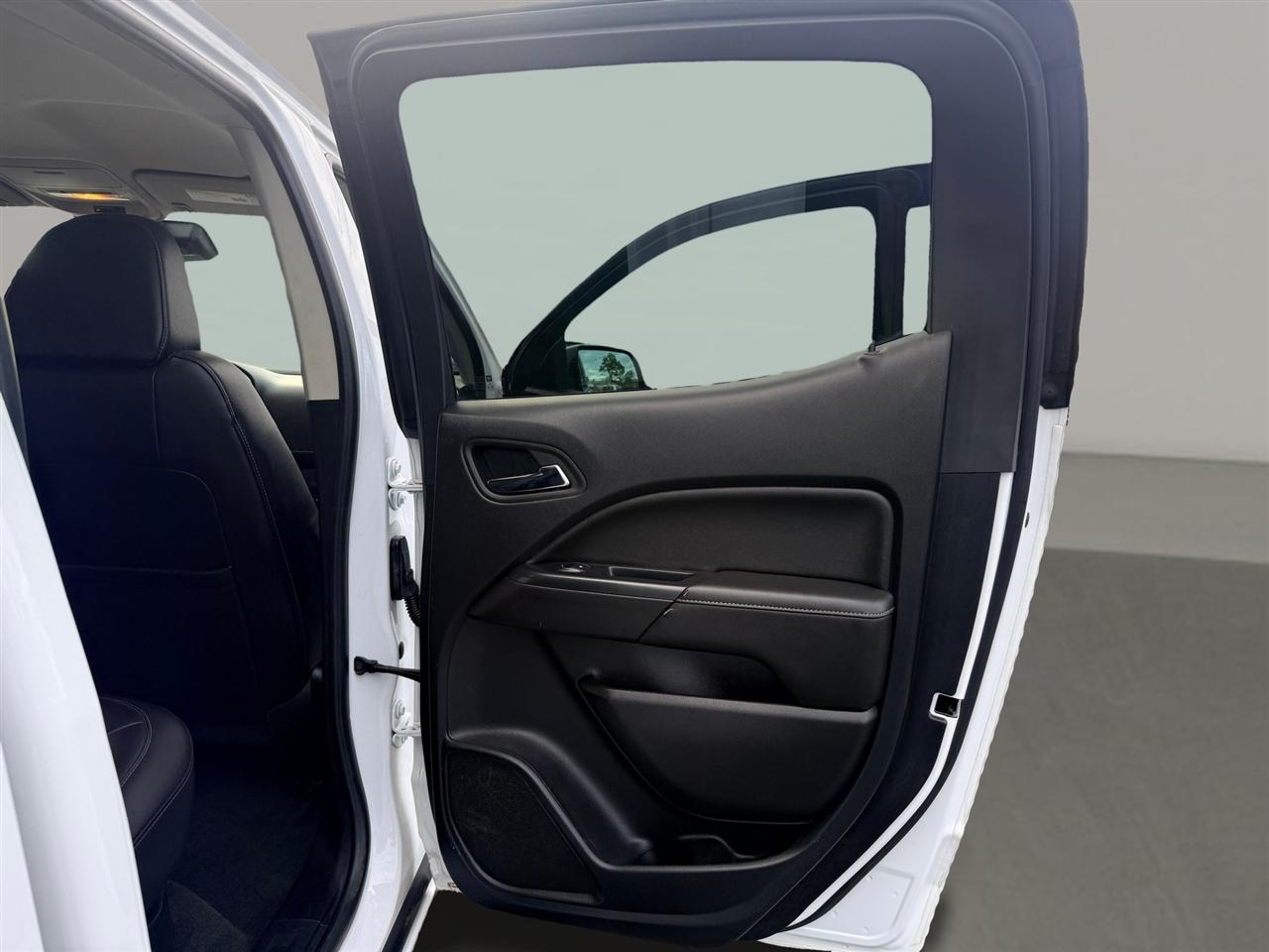 GMC Canyon 4WD Crew Cab 128.3" SLT 2018