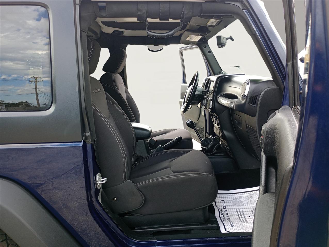 Jeep Wrangler 4WD 2dr Rubicon 2013