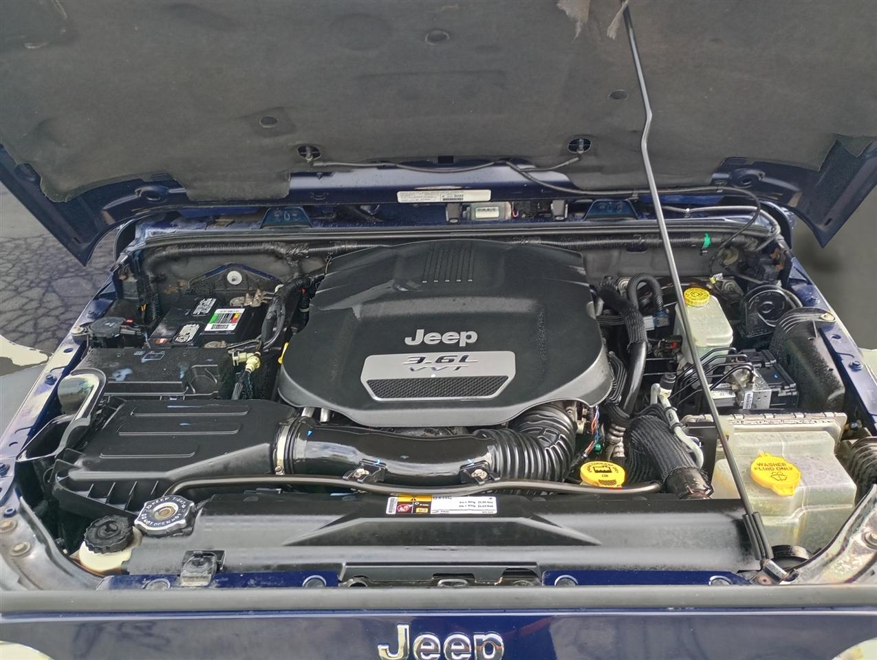 Jeep Wrangler 4WD 2dr Rubicon 2013