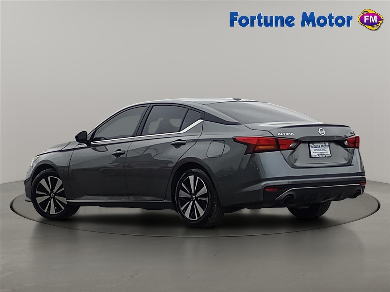 Nissan Altima 2.5 SR Sedan 2022