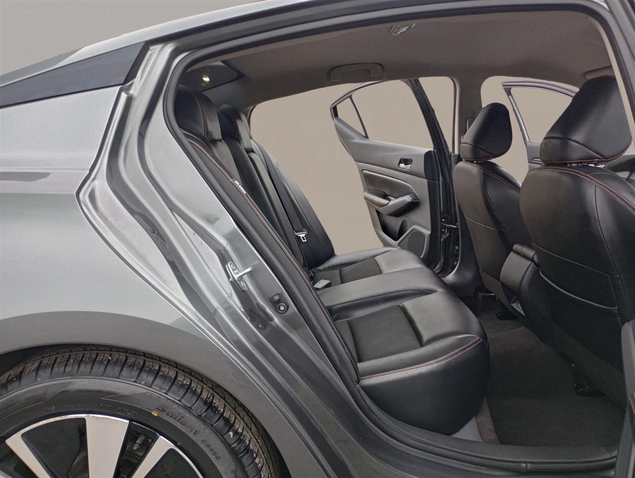 Nissan Altima 2.5 SR Sedan 2022