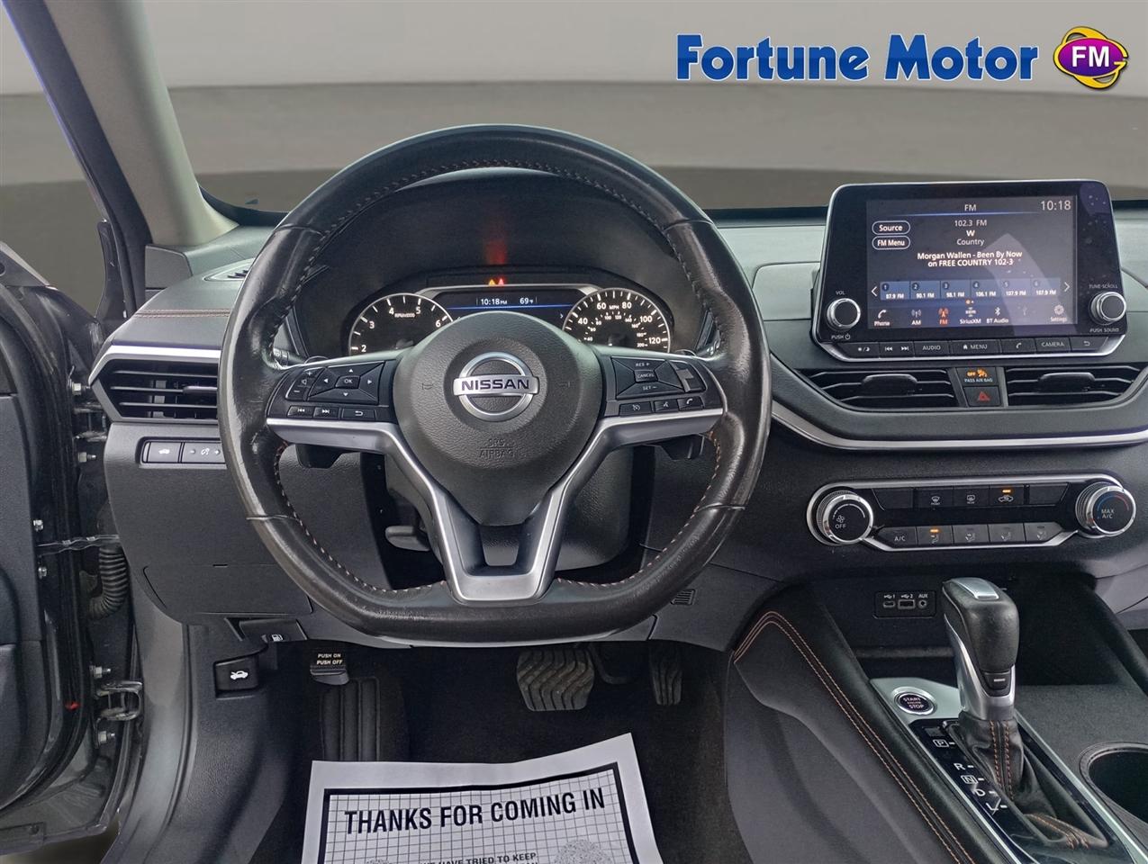 Nissan Altima 2.5 SR Sedan 2022