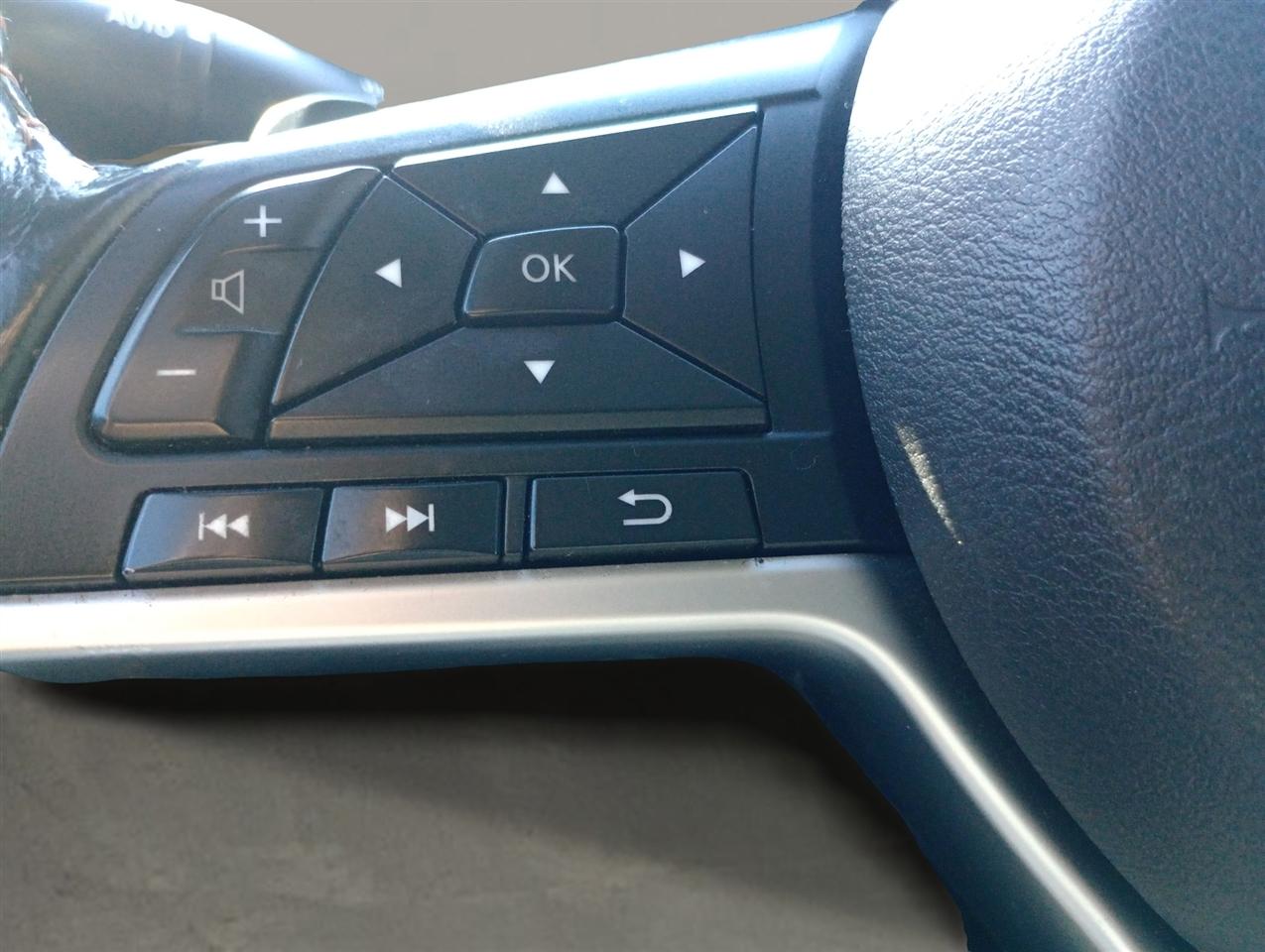 Nissan Altima 2.5 SR Sedan 2022