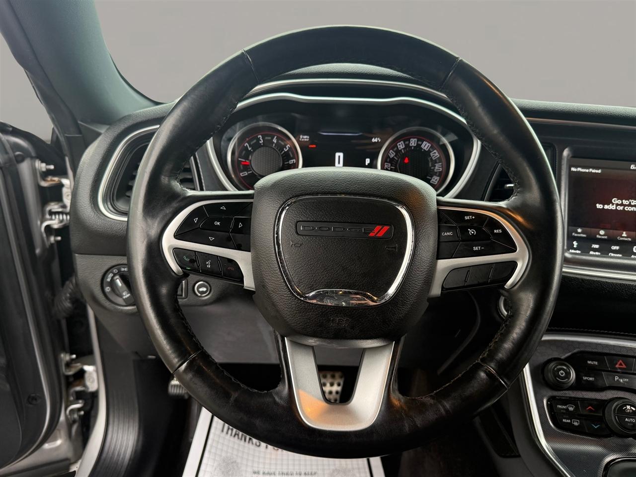 Dodge Challenger SXT Plus RWD 2018