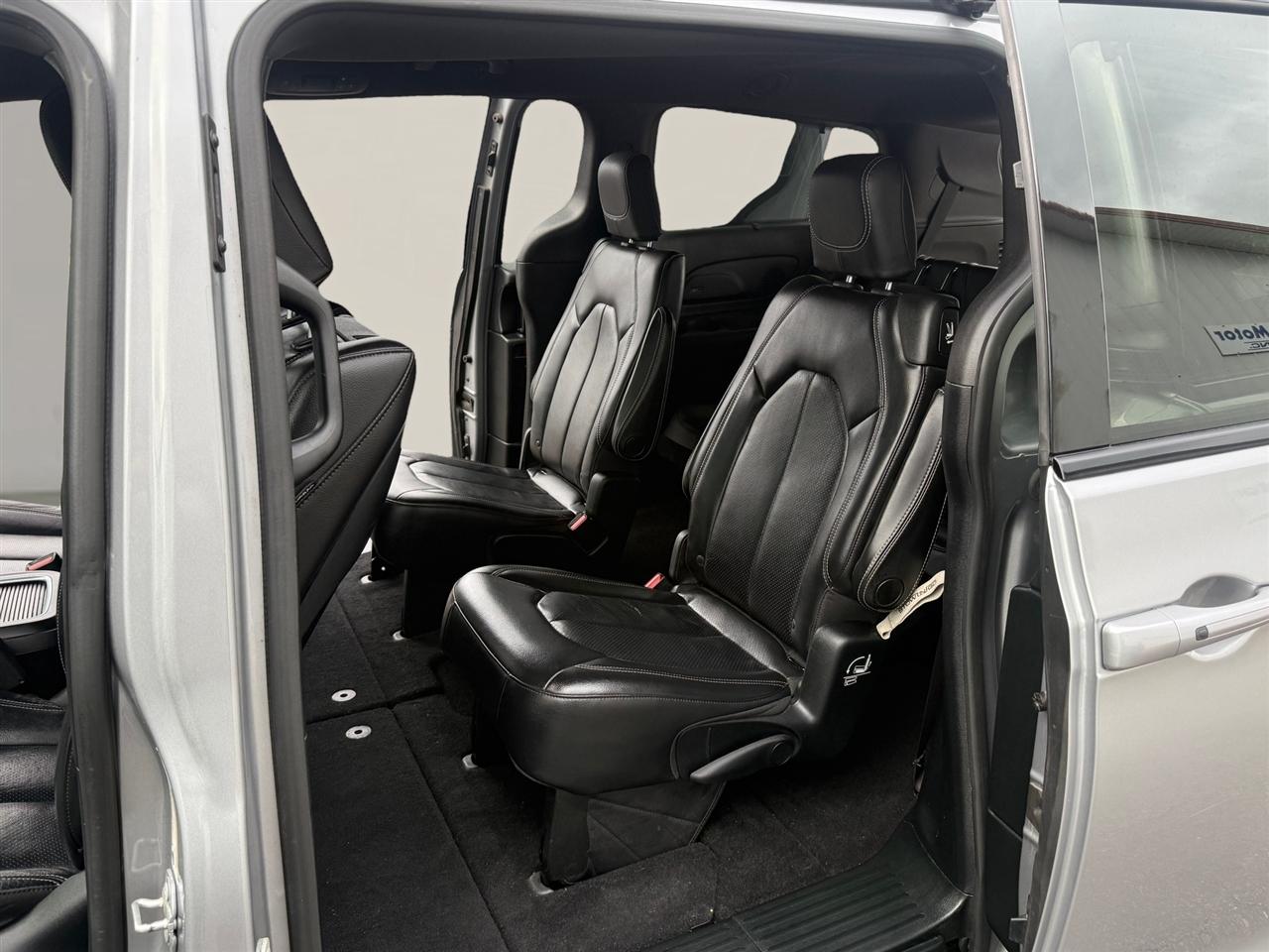 Chrysler Pacifica Touring L Plus FWD 2018