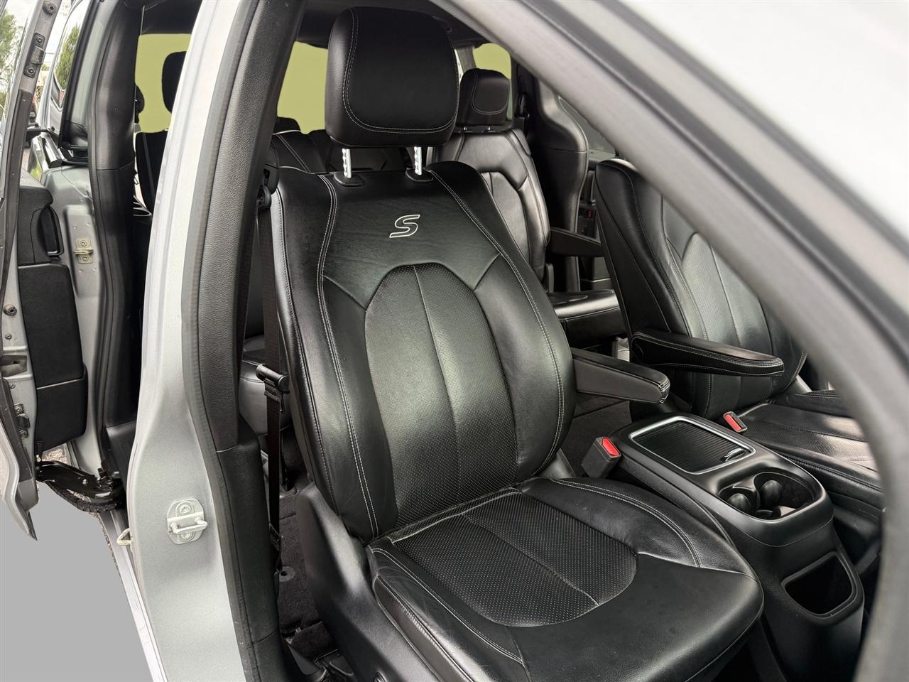 Chrysler Pacifica Touring L Plus FWD 2018