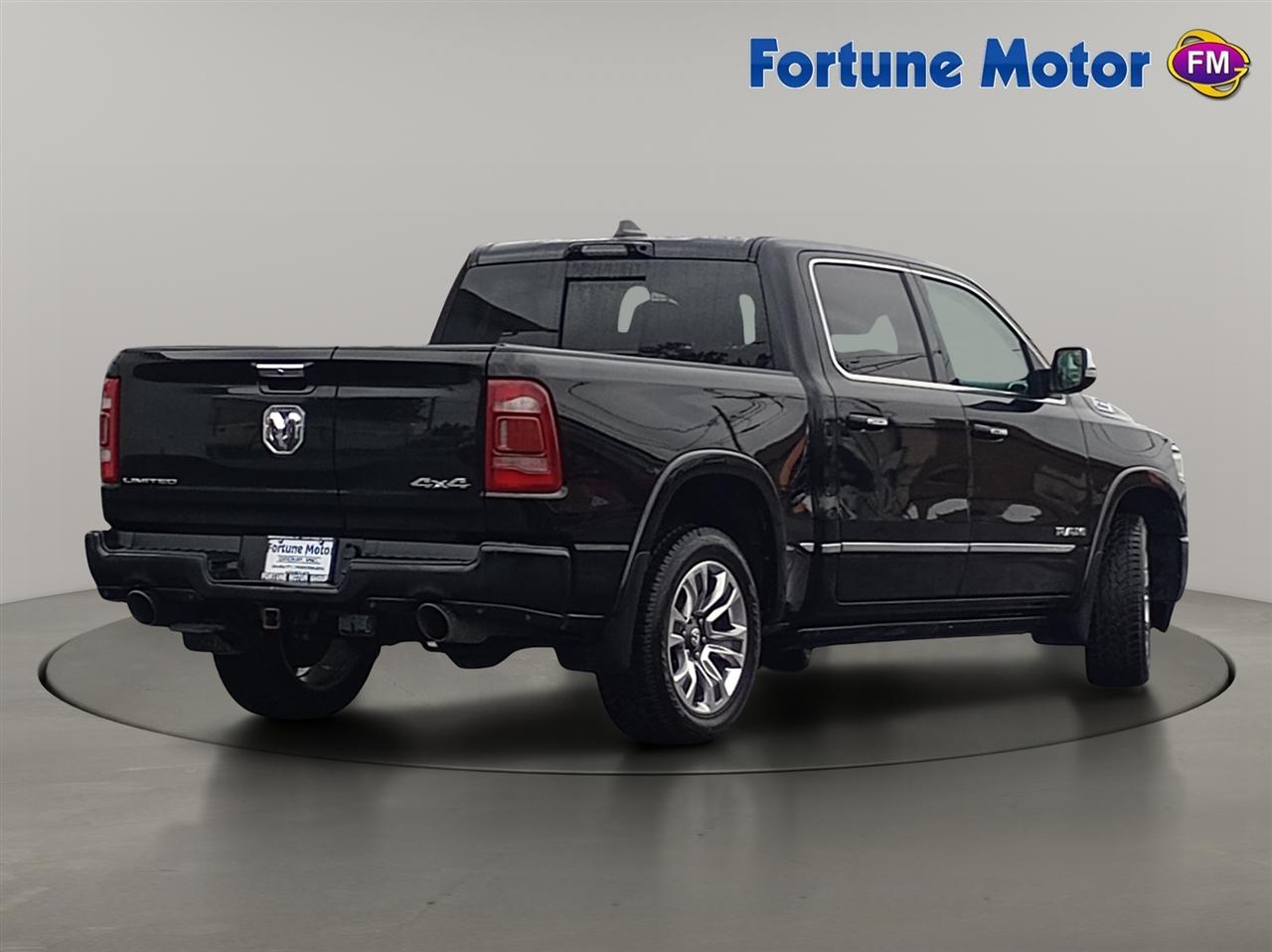 RAM 1500 Limited 4x4 Crew Cab 5'7" Box 2022