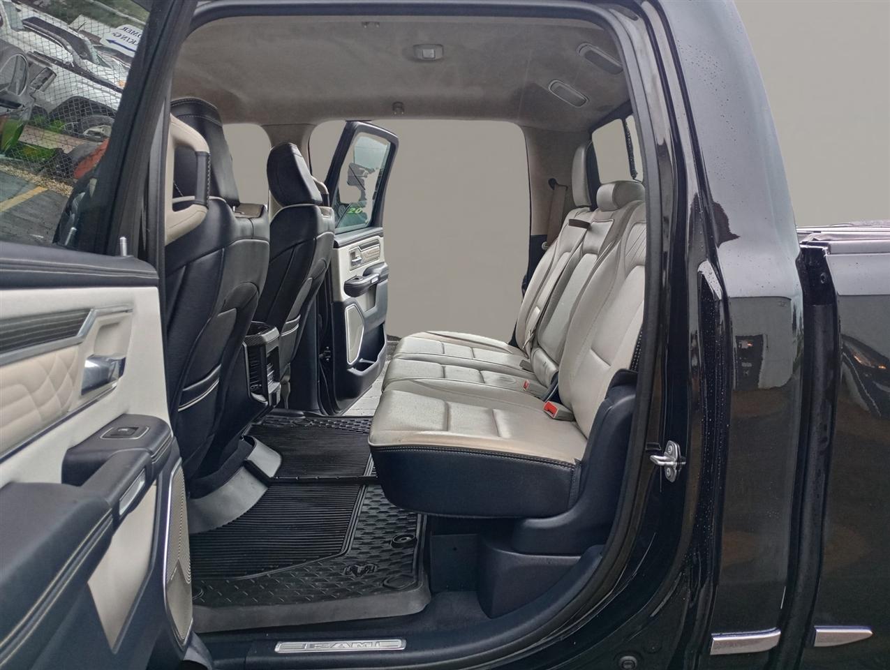 RAM 1500 Limited 4x4 Crew Cab 5'7" Box 2022