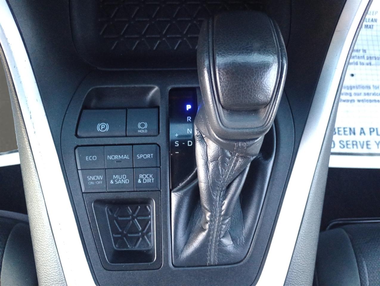 Toyota RAV4 XLE AWD (Natl) 2021