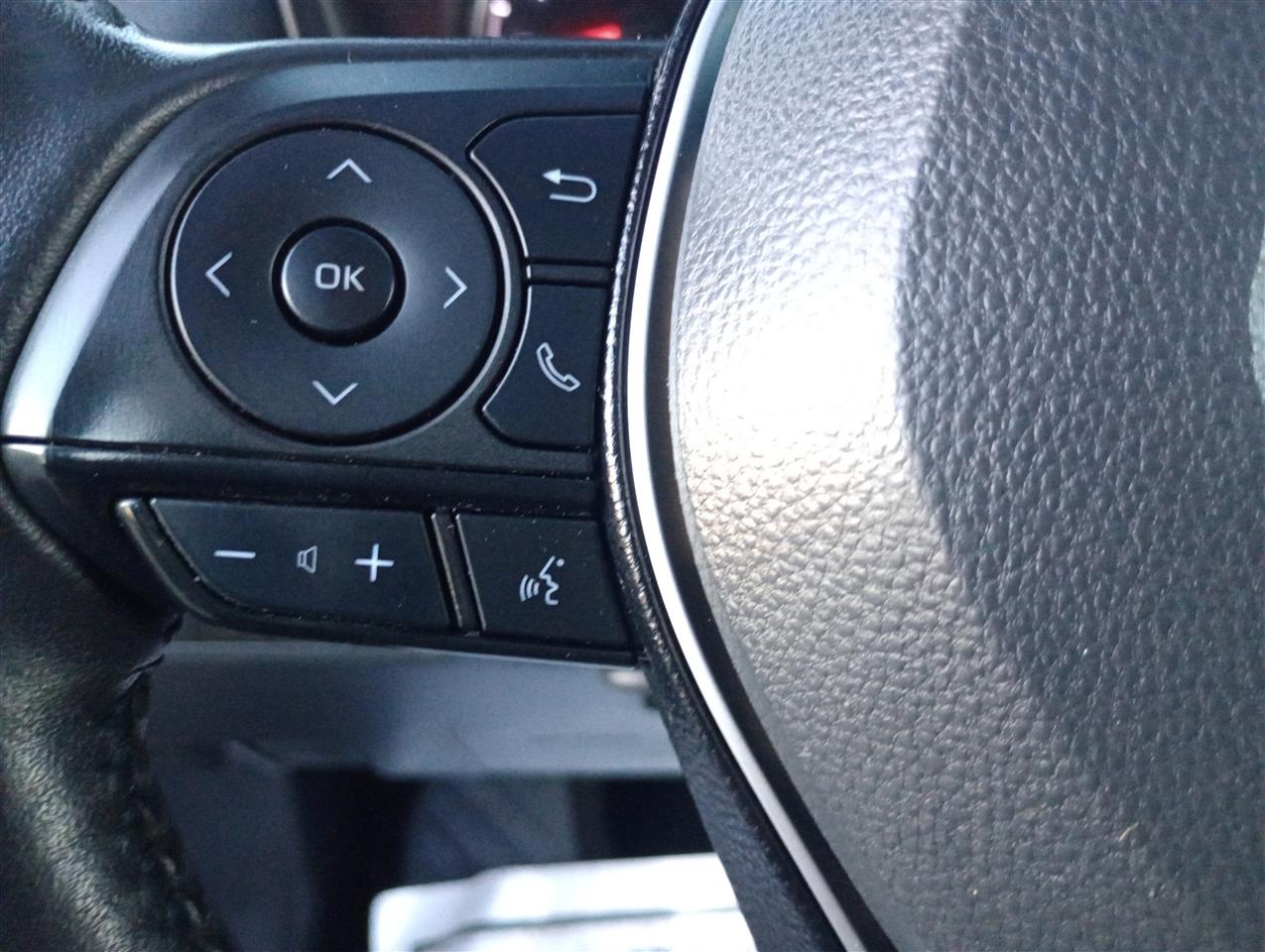 Toyota RAV4 XLE AWD (Natl) 2021