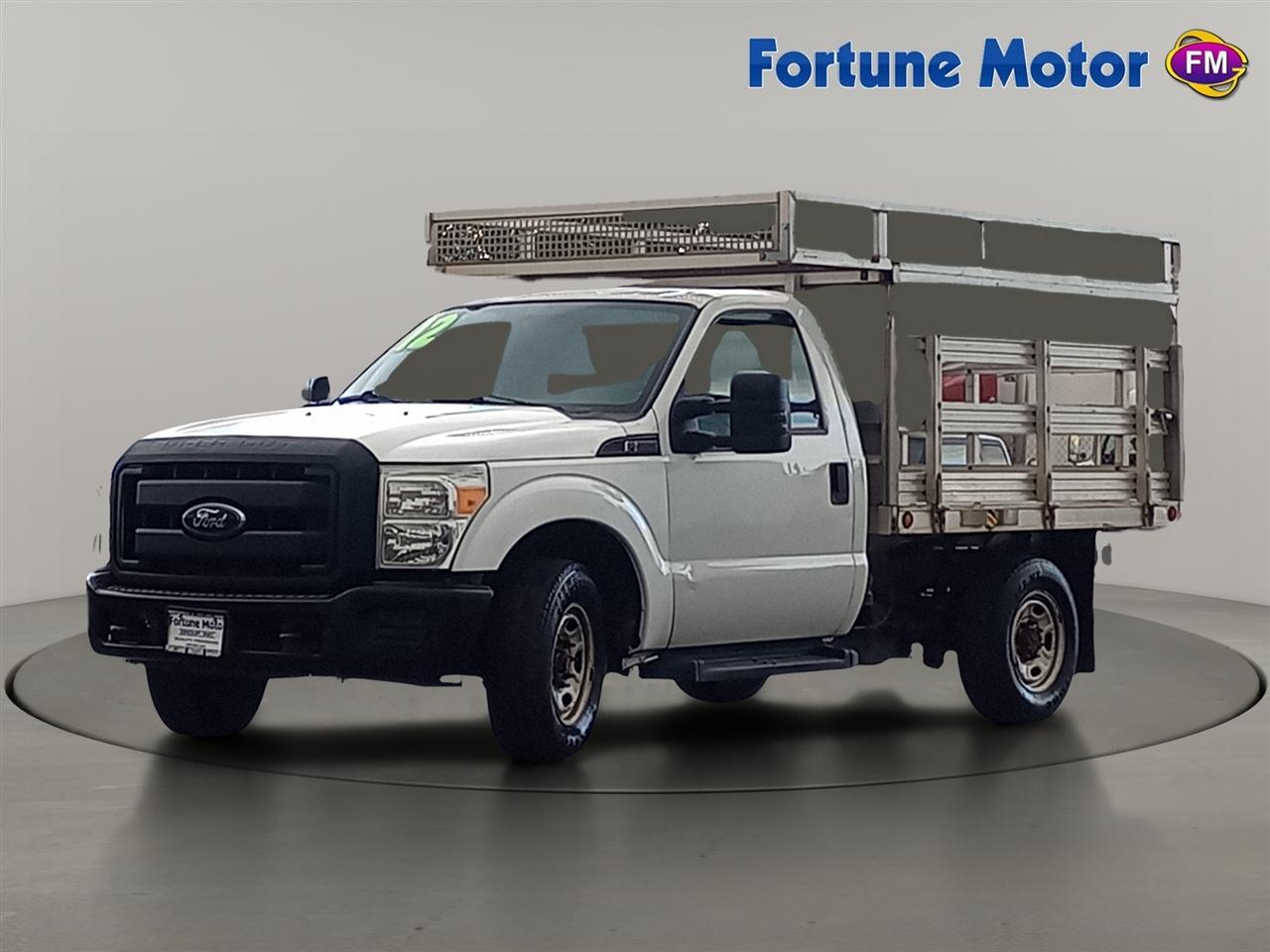 Ford Super Duty F-250 SRW 2WD Reg Cab 137" XL 2012