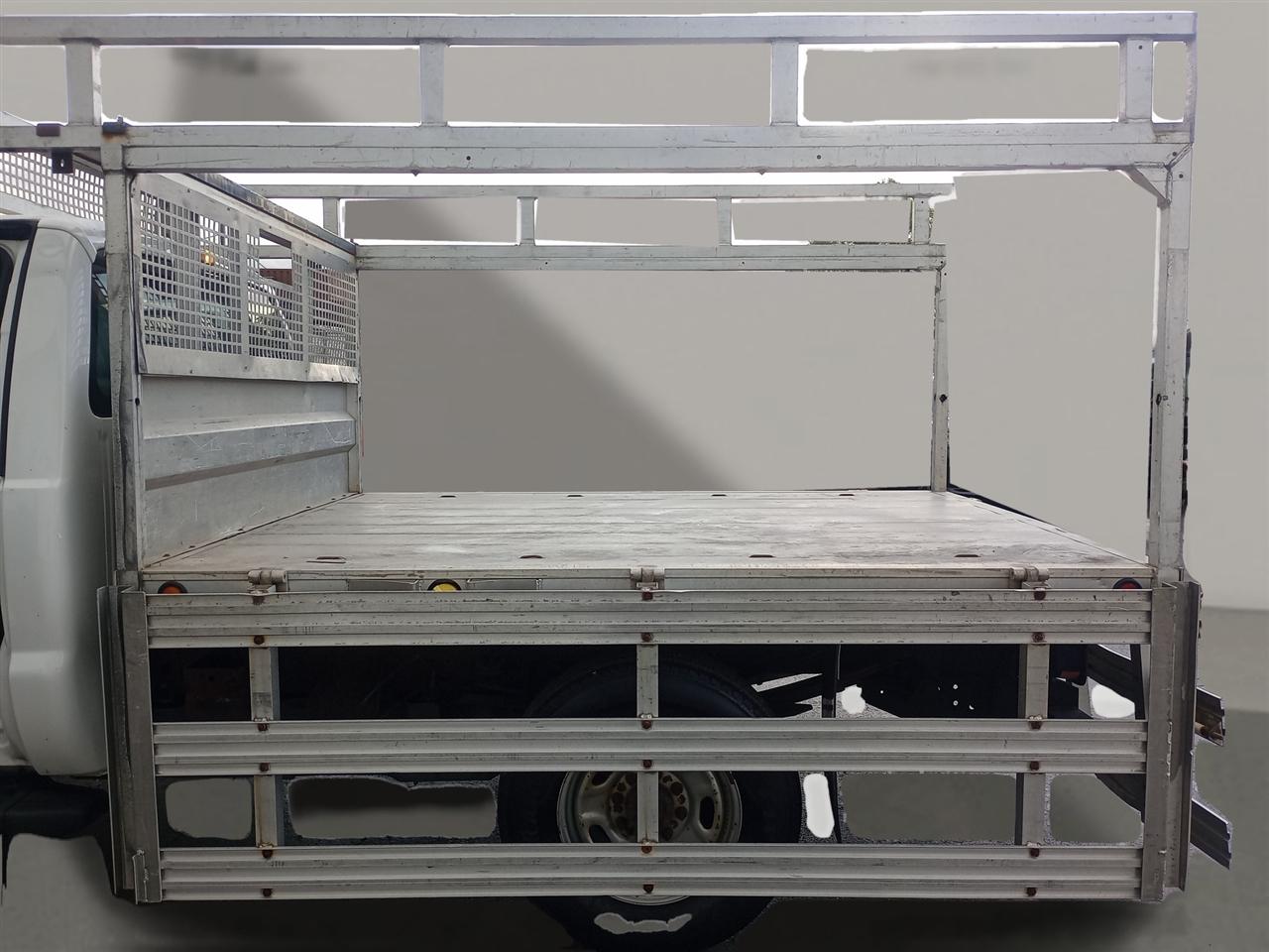 Ford Super Duty F-250 SRW 2WD Reg Cab 137" XL 2012