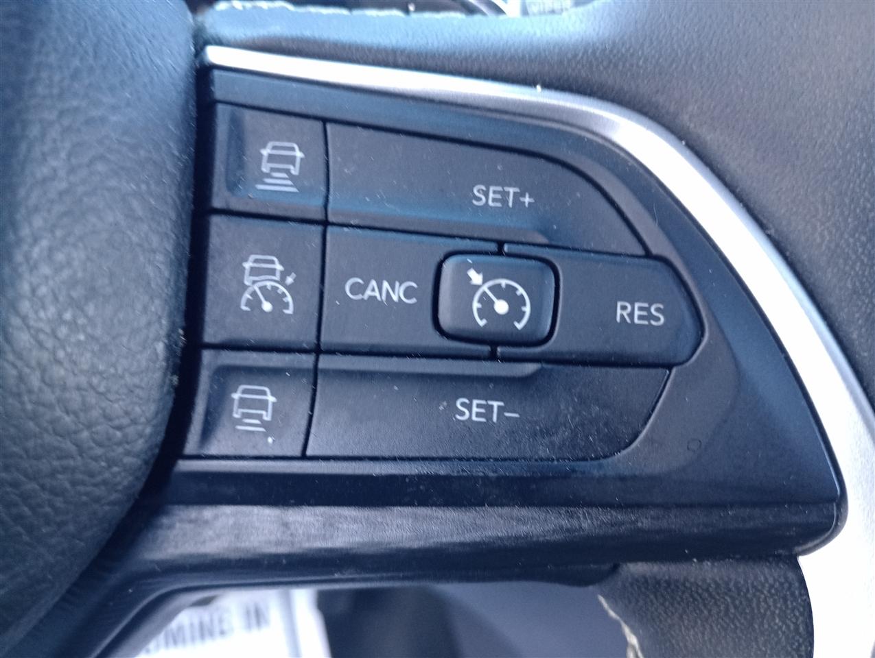 Jeep Grand Cherokee L Laredo X 4x4 2024