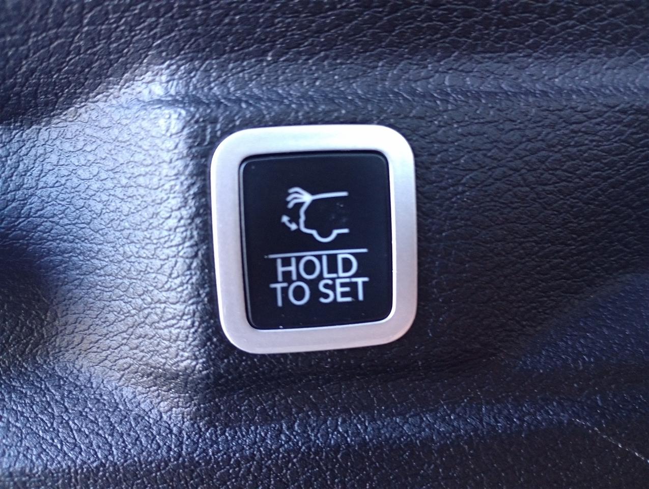 Jeep Grand Cherokee L Laredo X 4x4 2024