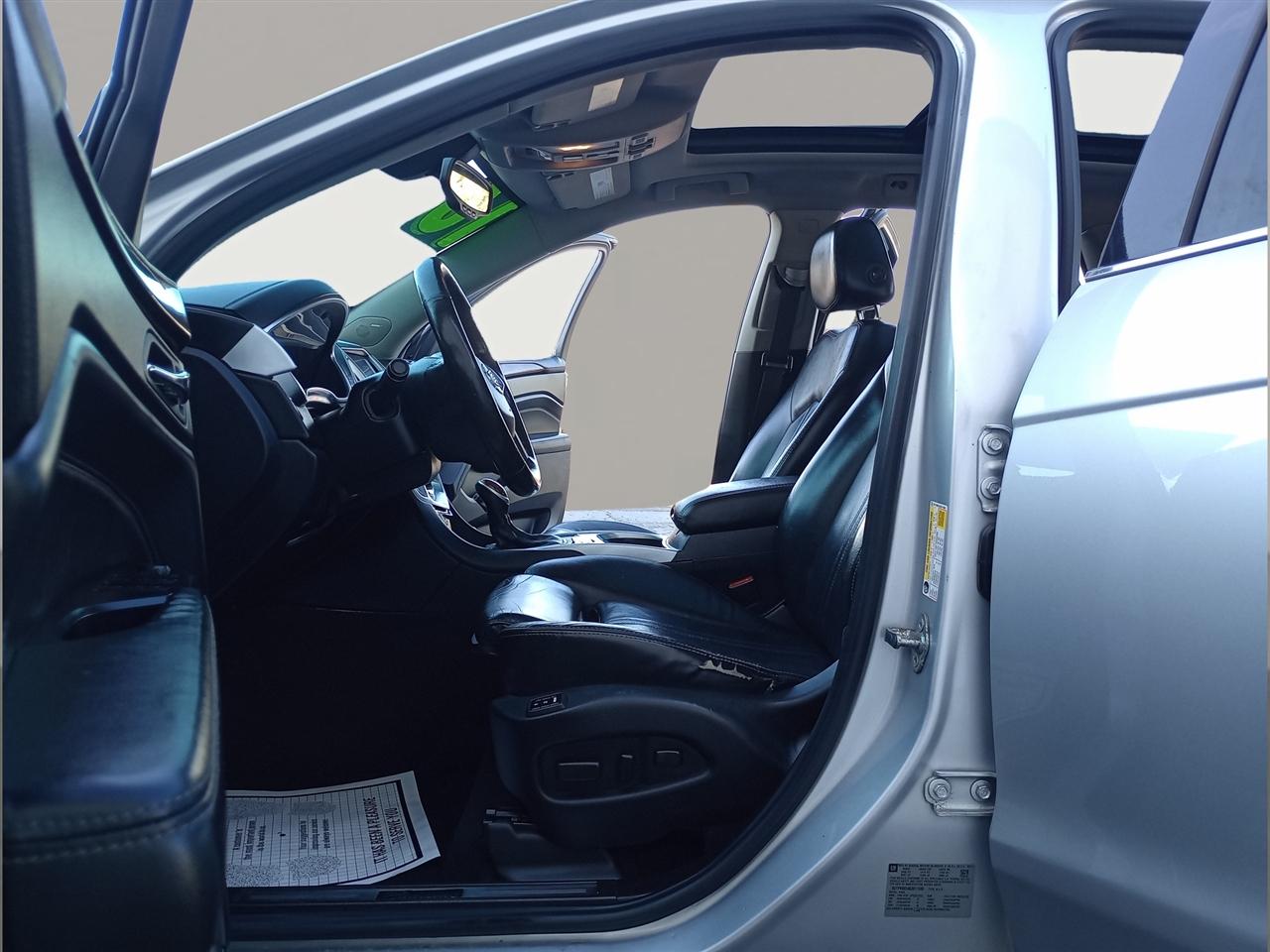 Cadillac SRX FWD 4dr Luxury Collection 2016