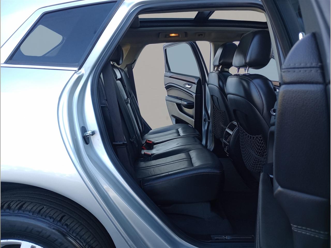 Cadillac SRX FWD 4dr Luxury Collection 2016