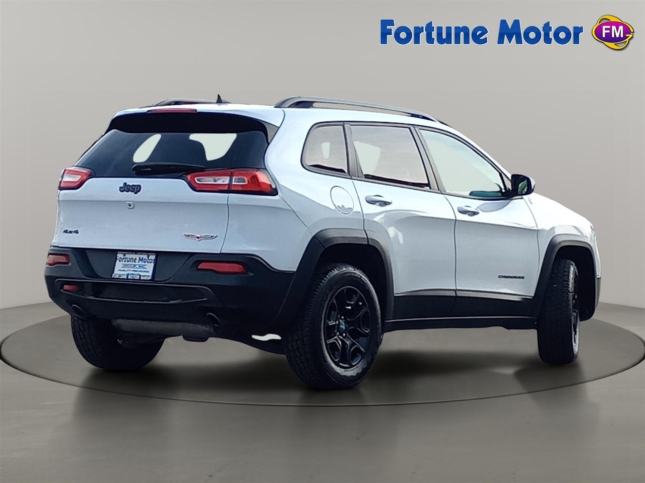 Jeep Cherokee 4WD 4dr Trailhawk 2016