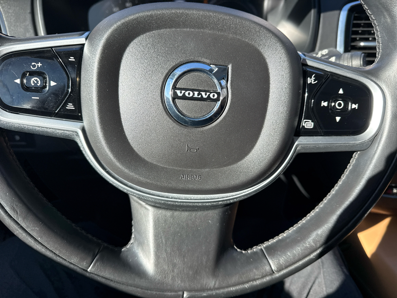 Volvo XC90 Plug-In Hybrid T8 AWD Ultra 6-Seater 2016