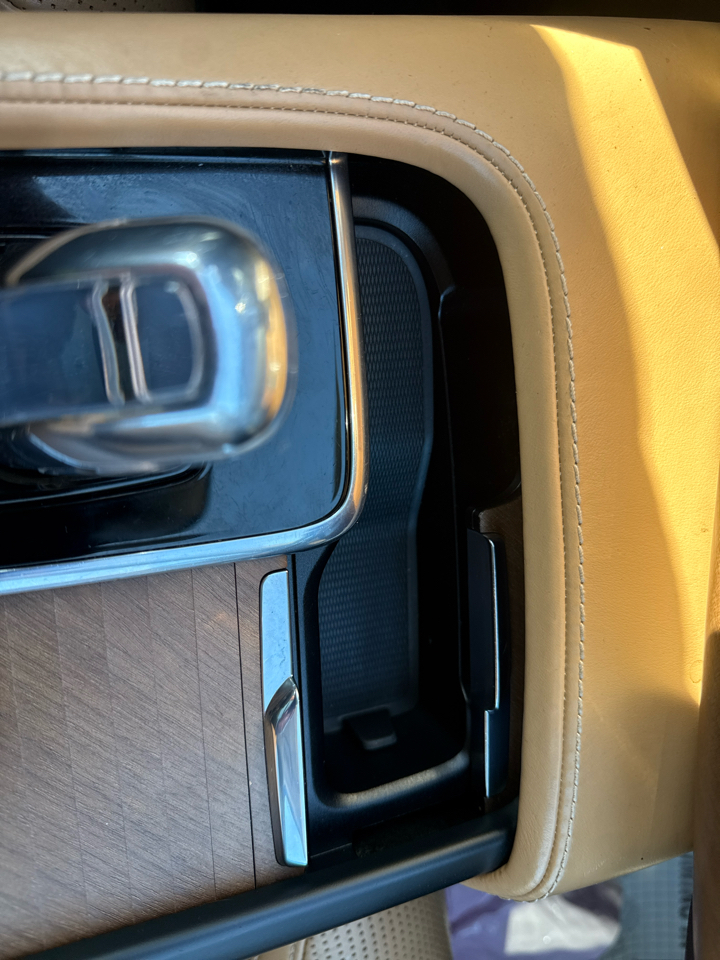 Volvo XC90 Plug-In Hybrid T8 AWD Ultra 6-Seater 2016