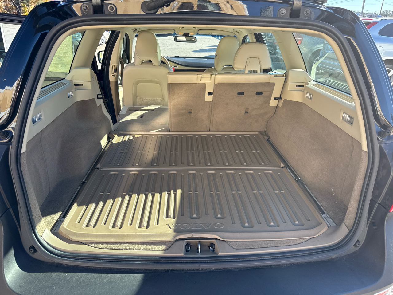 Volvo XC70 3.2 AWD 2011 Volvo XC70 3.2 AWD 2011