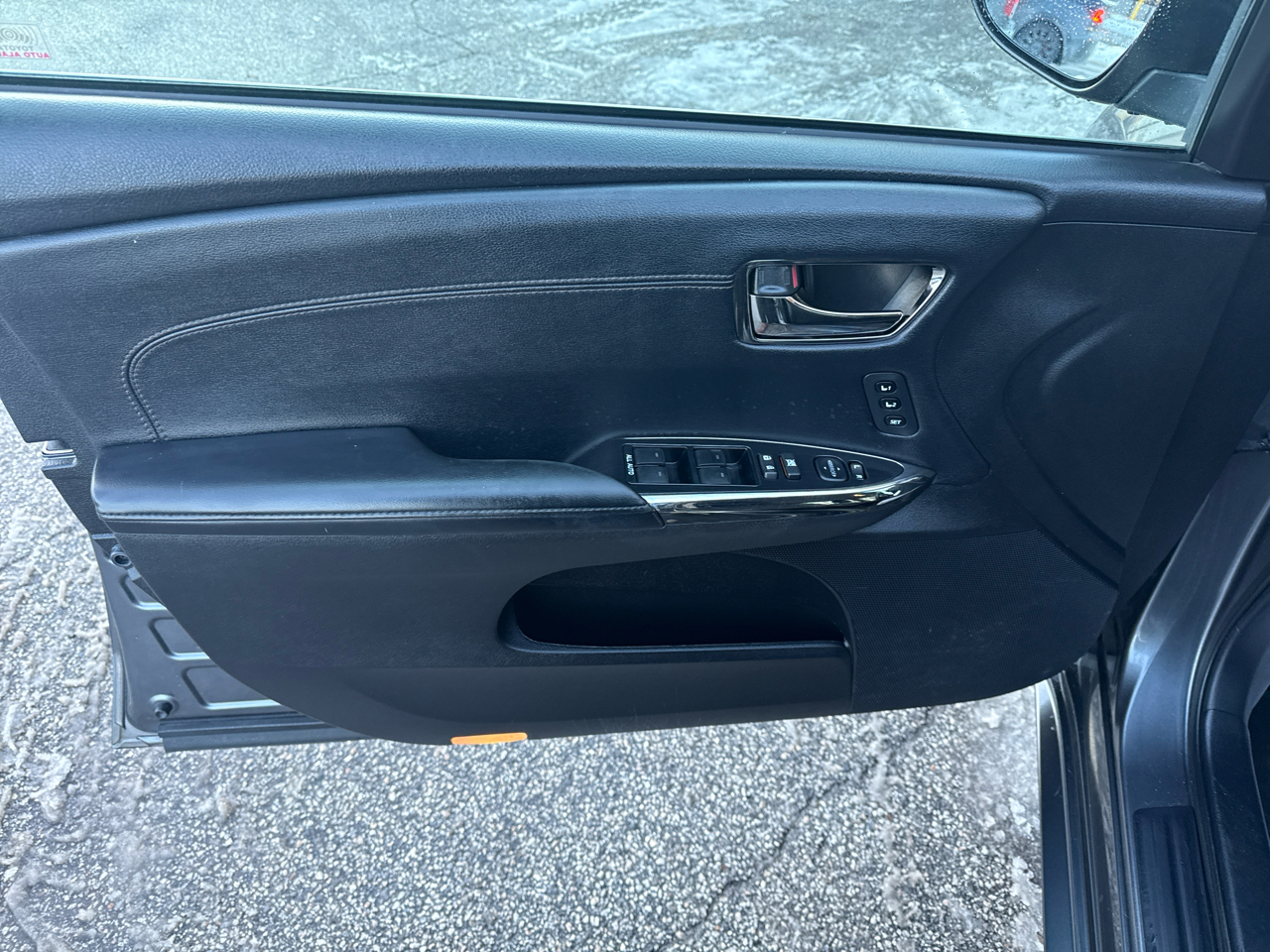 Toyota Avalon Hybrid XLE Premium 2014