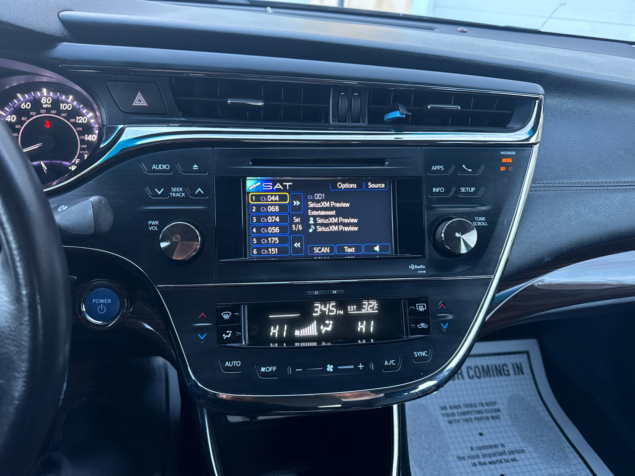 Toyota Avalon Hybrid XLE Premium 2014