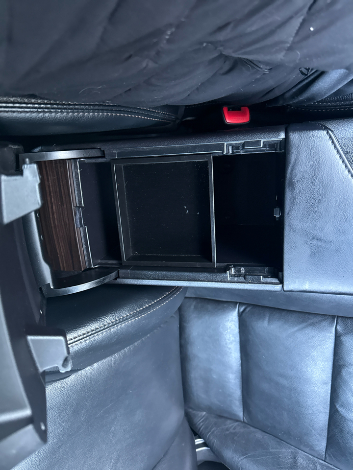 Toyota Avalon Hybrid XLE Premium 2014