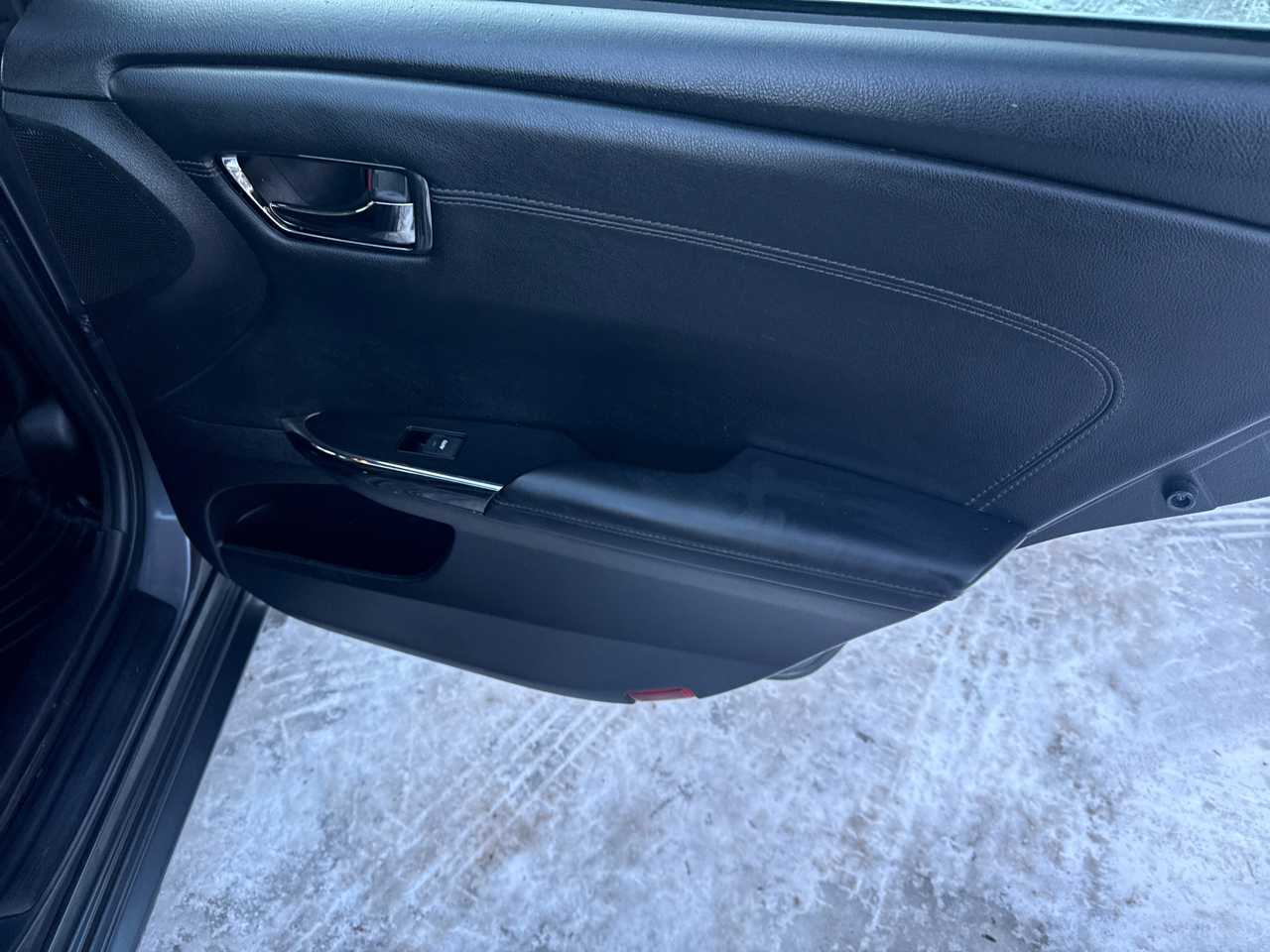 Toyota Avalon Hybrid XLE Premium 2014