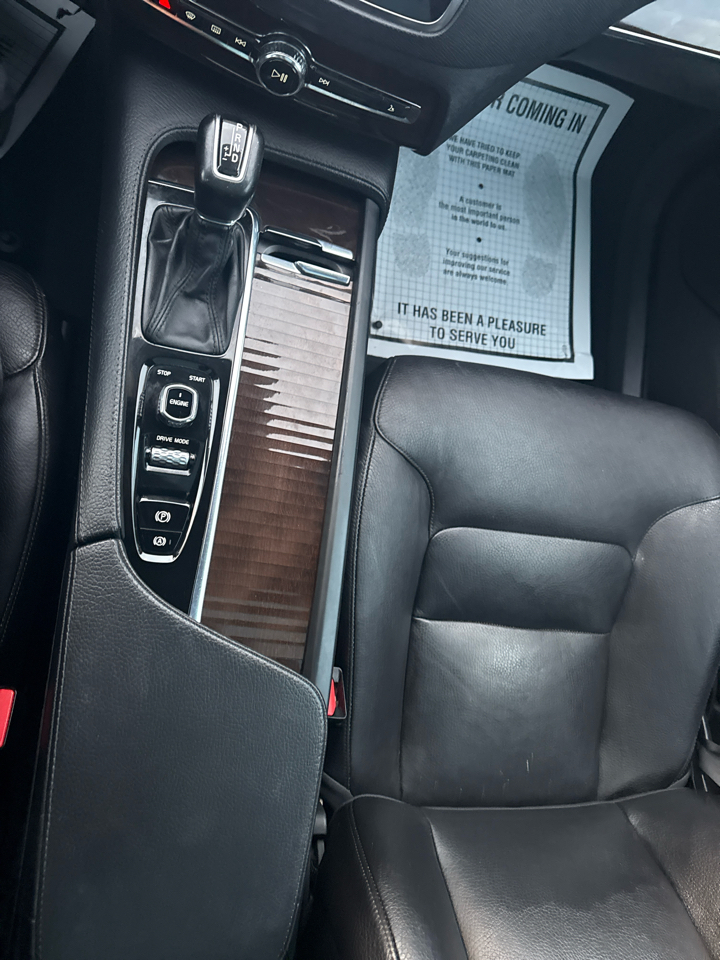 Volvo XC90 T6 Momentum AWD 2016