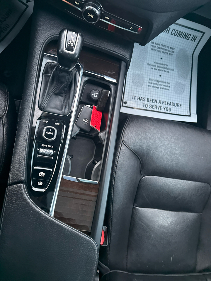 Volvo XC90 T6 Momentum AWD 2016