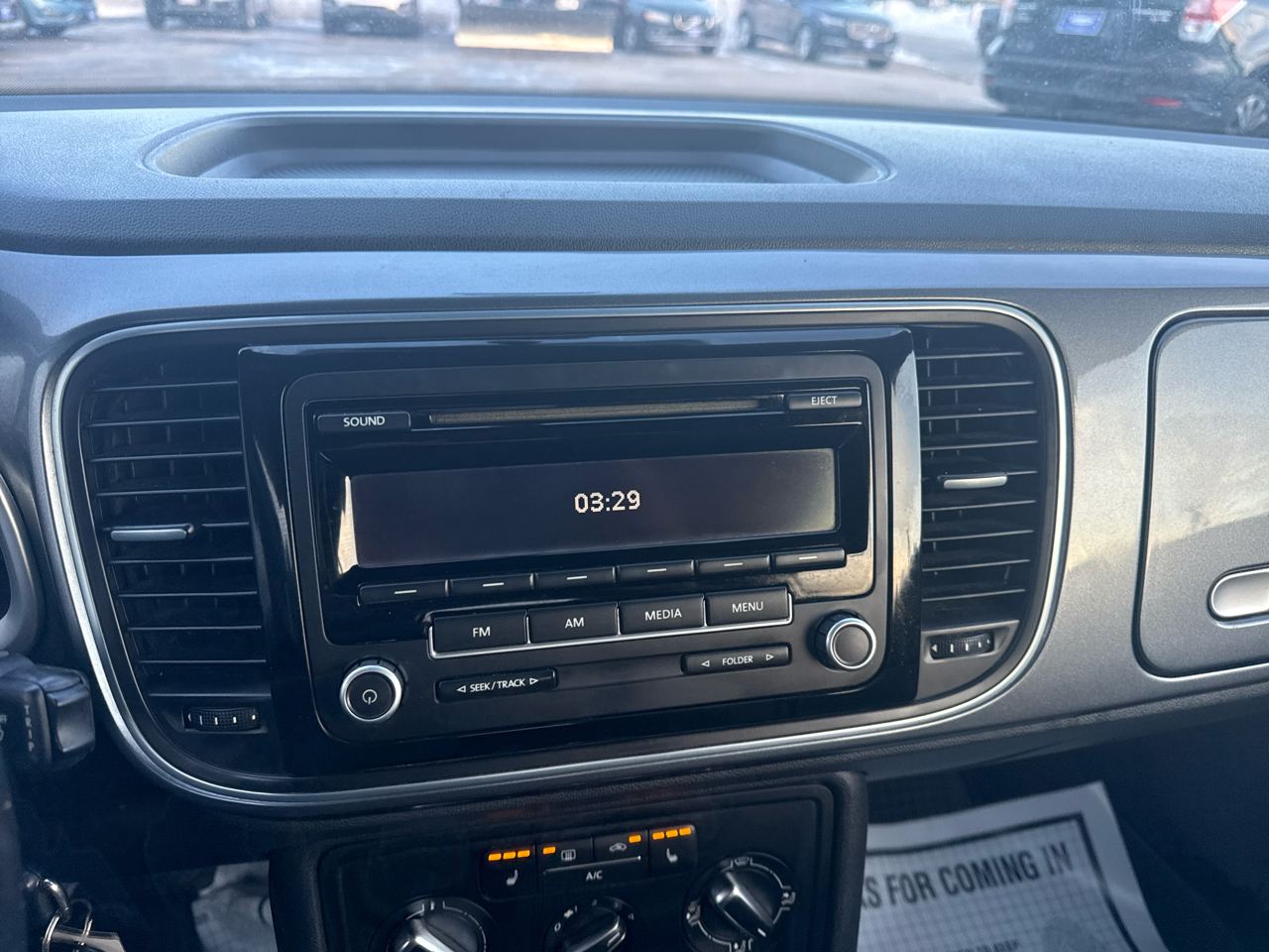 Volkswagen Beetle 2.5L Convertible 2013