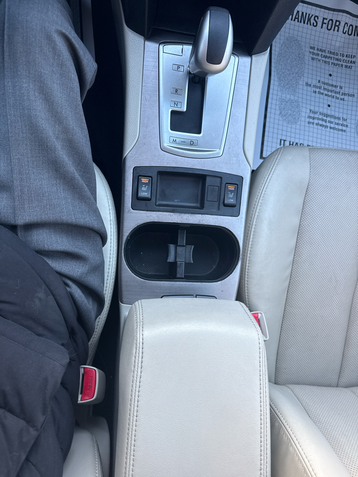 Subaru Outback 3.6R Limited 2012