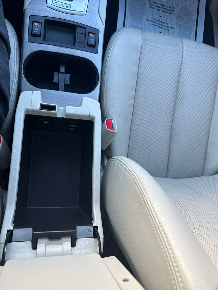 Subaru Outback 3.6R Limited 2012