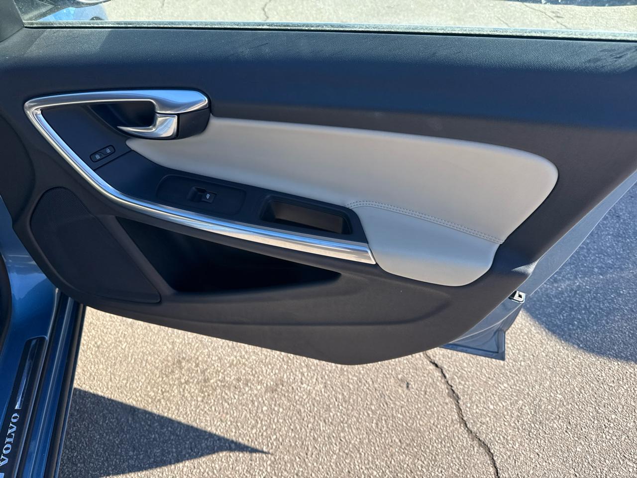 Volvo S60 2.0 Premier 2015