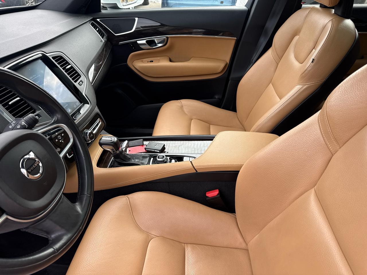 Volvo XC90 T5 Momentum 2018