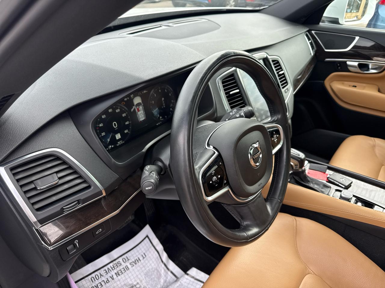 Volvo XC90 T5 Momentum 2018
