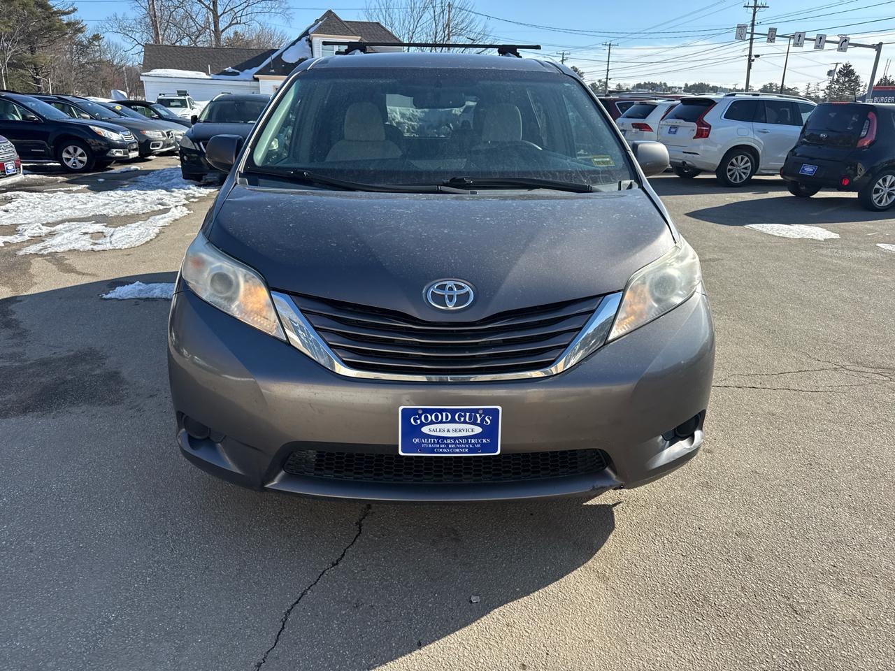 Toyota Sienna LE FWD 8-Passenger V6 2015