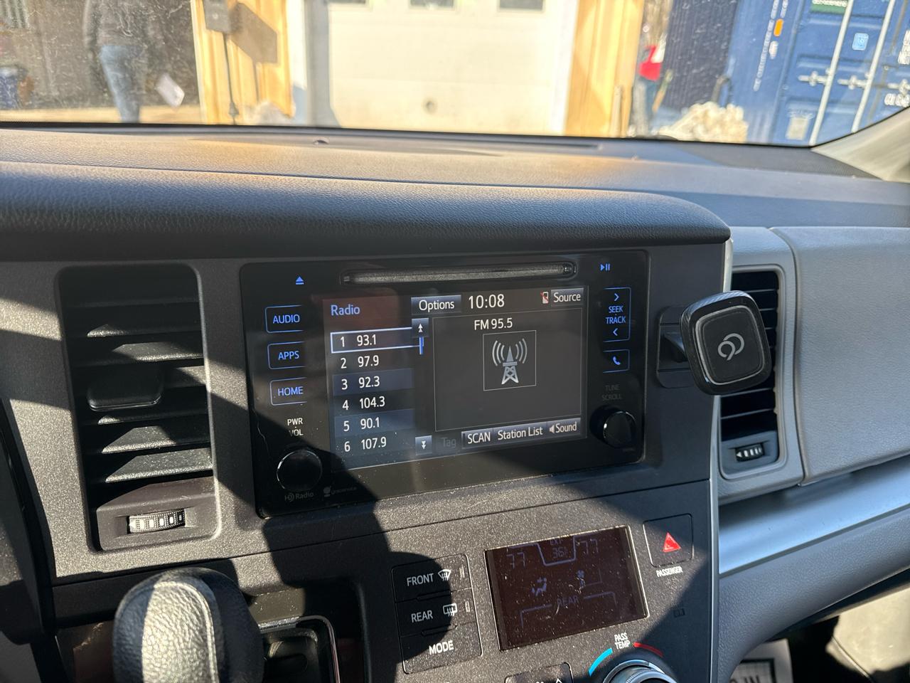 Toyota Sienna LE FWD 8-Passenger V6 2015