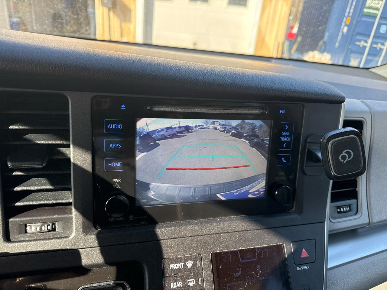 Toyota Sienna LE FWD 8-Passenger V6 2015