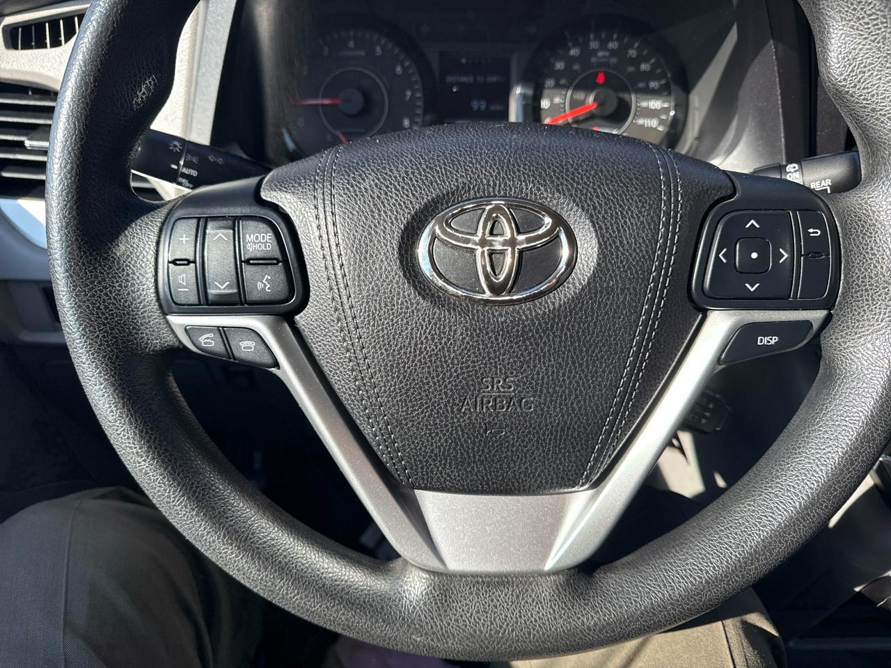 Toyota Sienna LE FWD 8-Passenger V6 2015