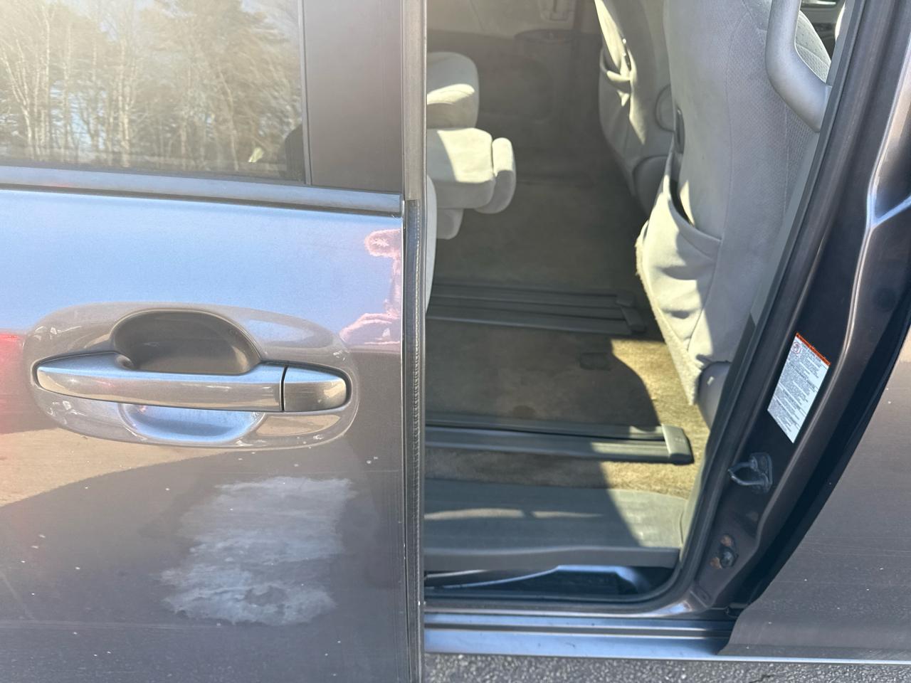 Toyota Sienna LE FWD 8-Passenger V6 2015