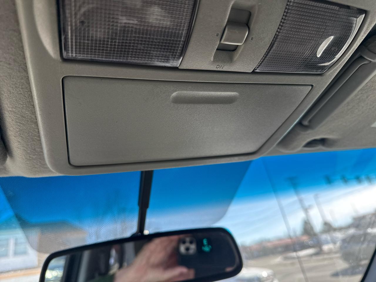 Nissan Frontier 2017.5 Crew Cab 4x4 SV V6 Manual 2011