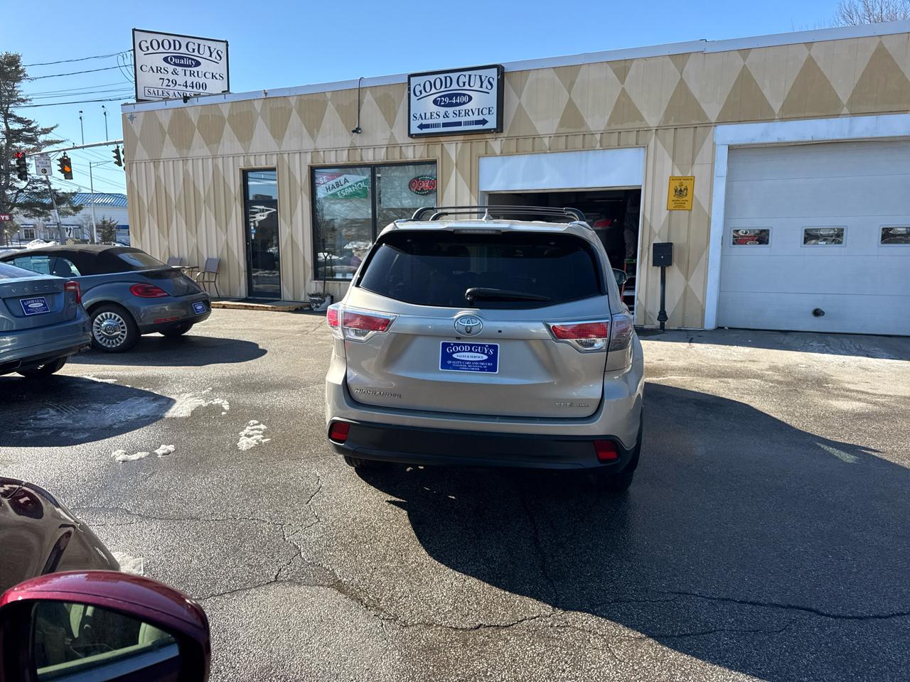 Toyota Highlander XLE AWD V6 2014