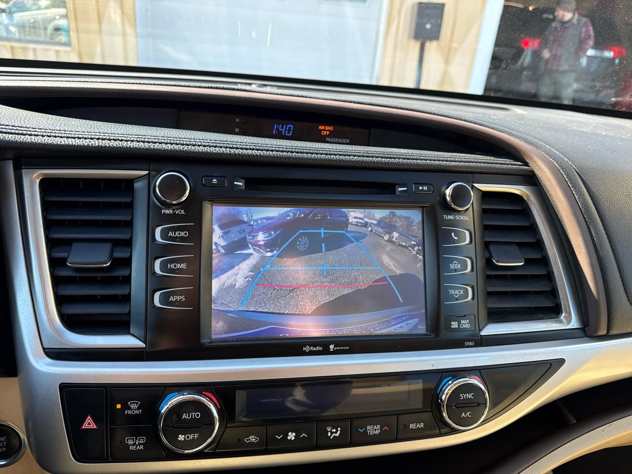 Toyota Highlander XLE AWD V6 2014