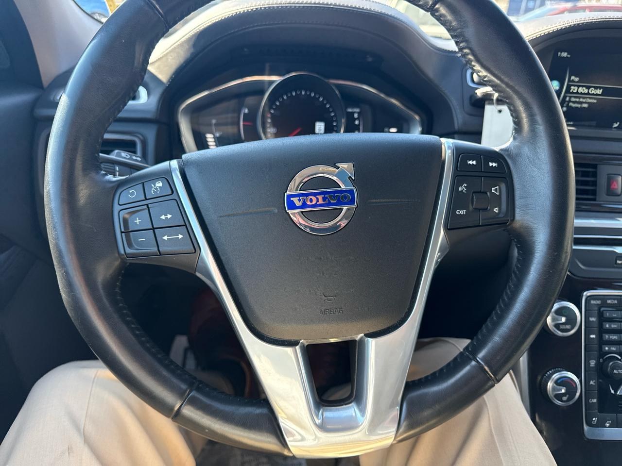 Volvo XC70 T5 Classic Platinum AWD 2016