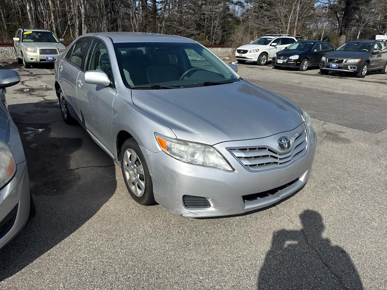 Toyota Camry Base 6-Spd AT 2011