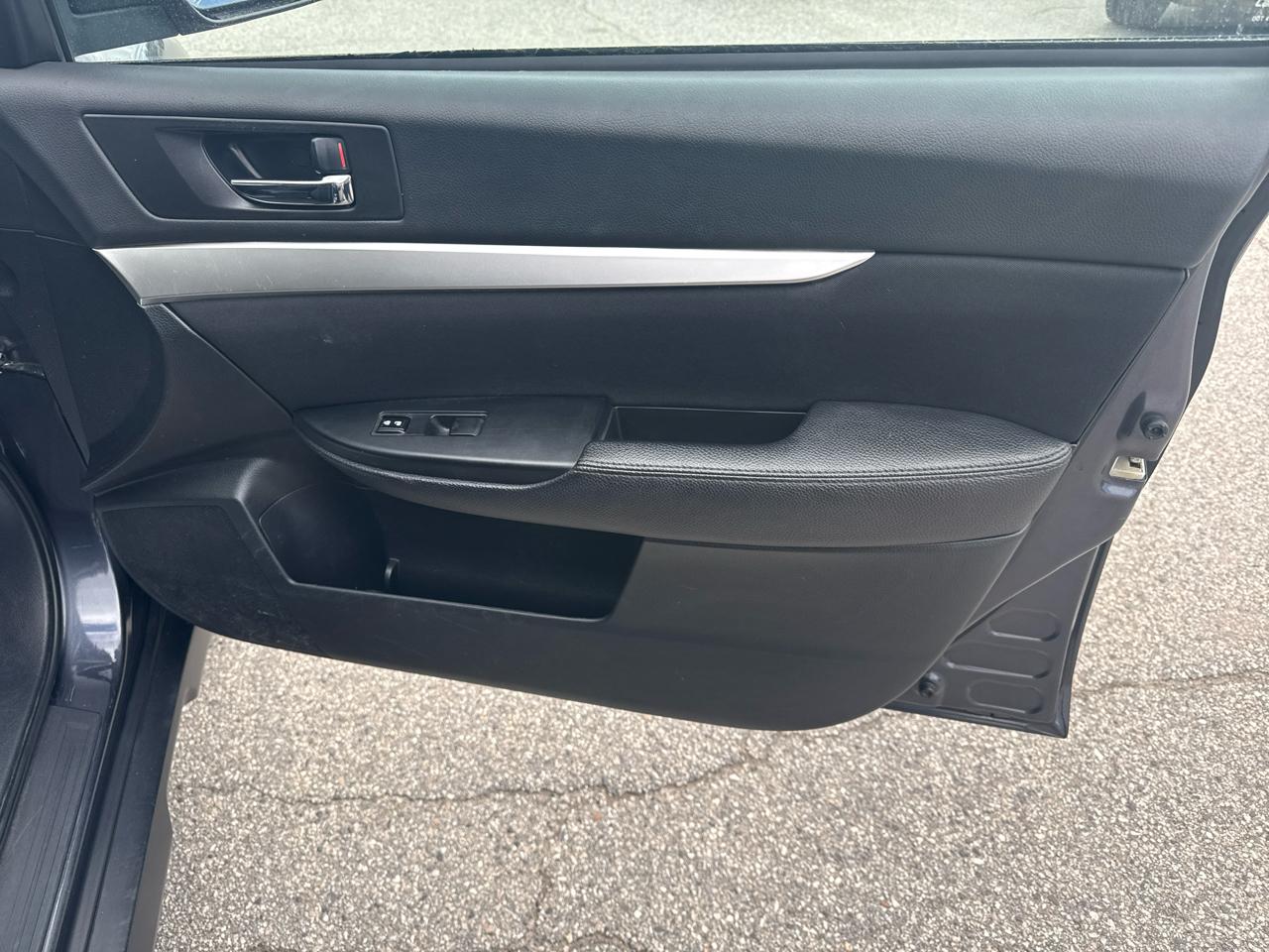 Subaru Outback 2.5i Premium 2012