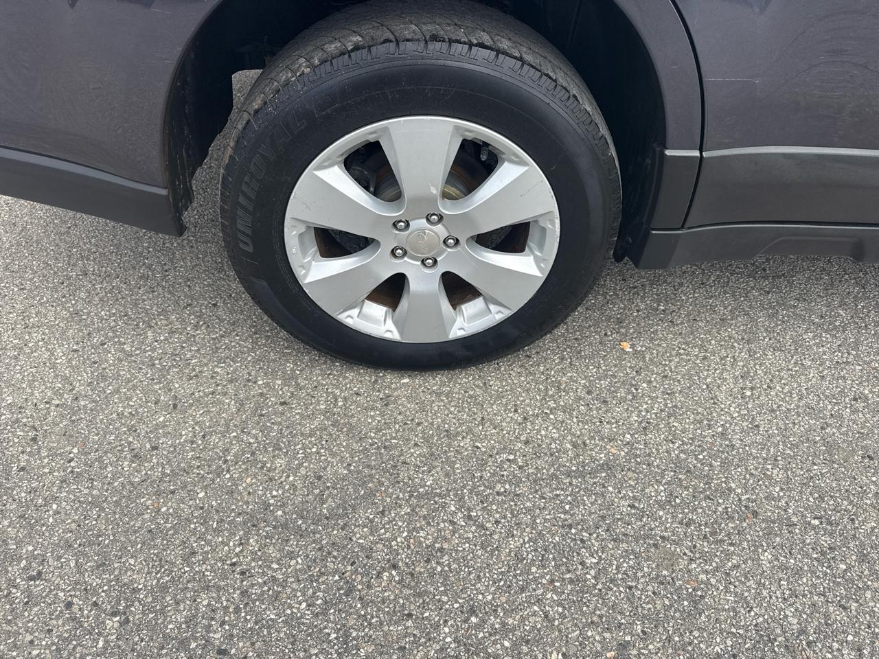 Subaru Outback 2.5i Premium 2012