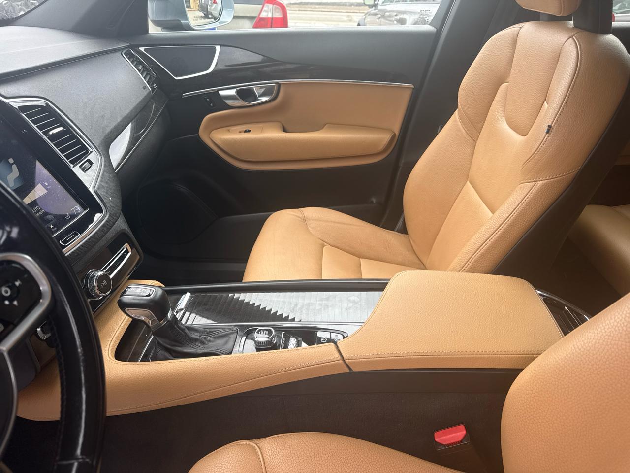 Volvo XC90 T6 Momentum AWD 2018