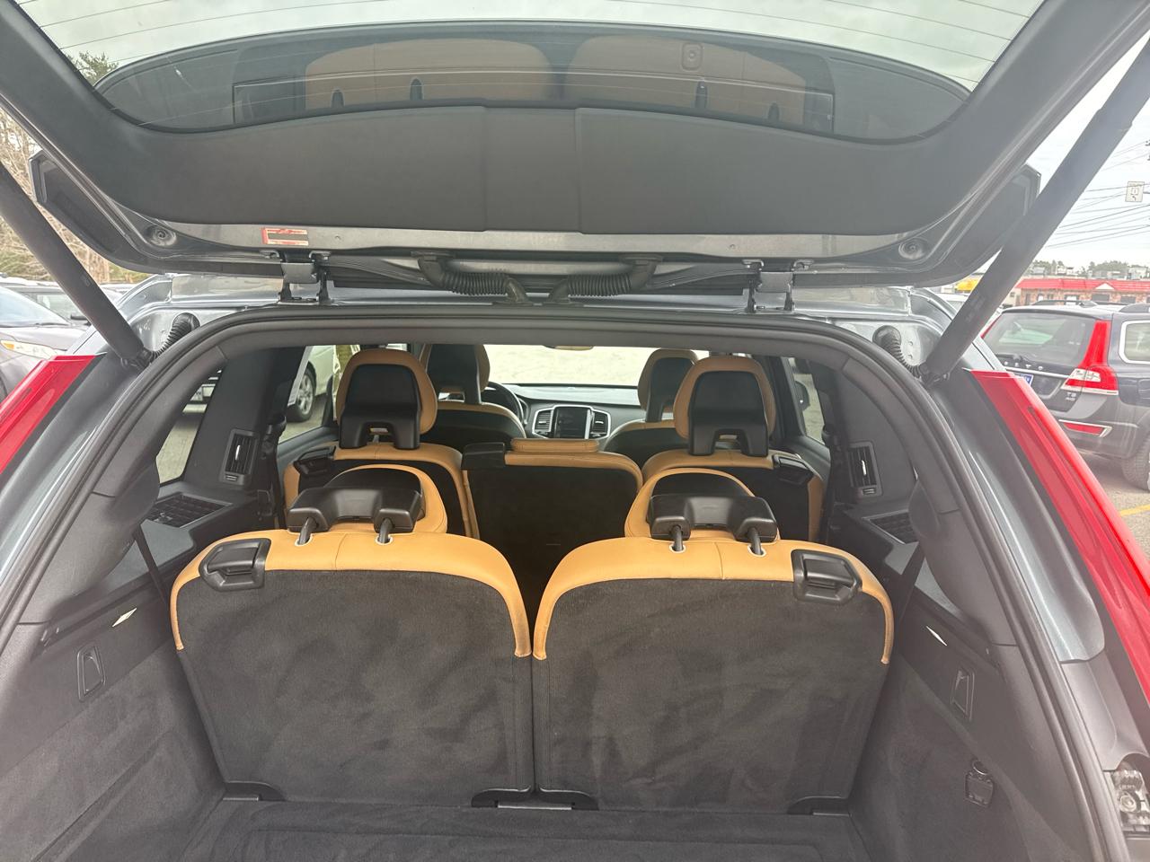 Volvo XC90 T6 Momentum AWD 2018